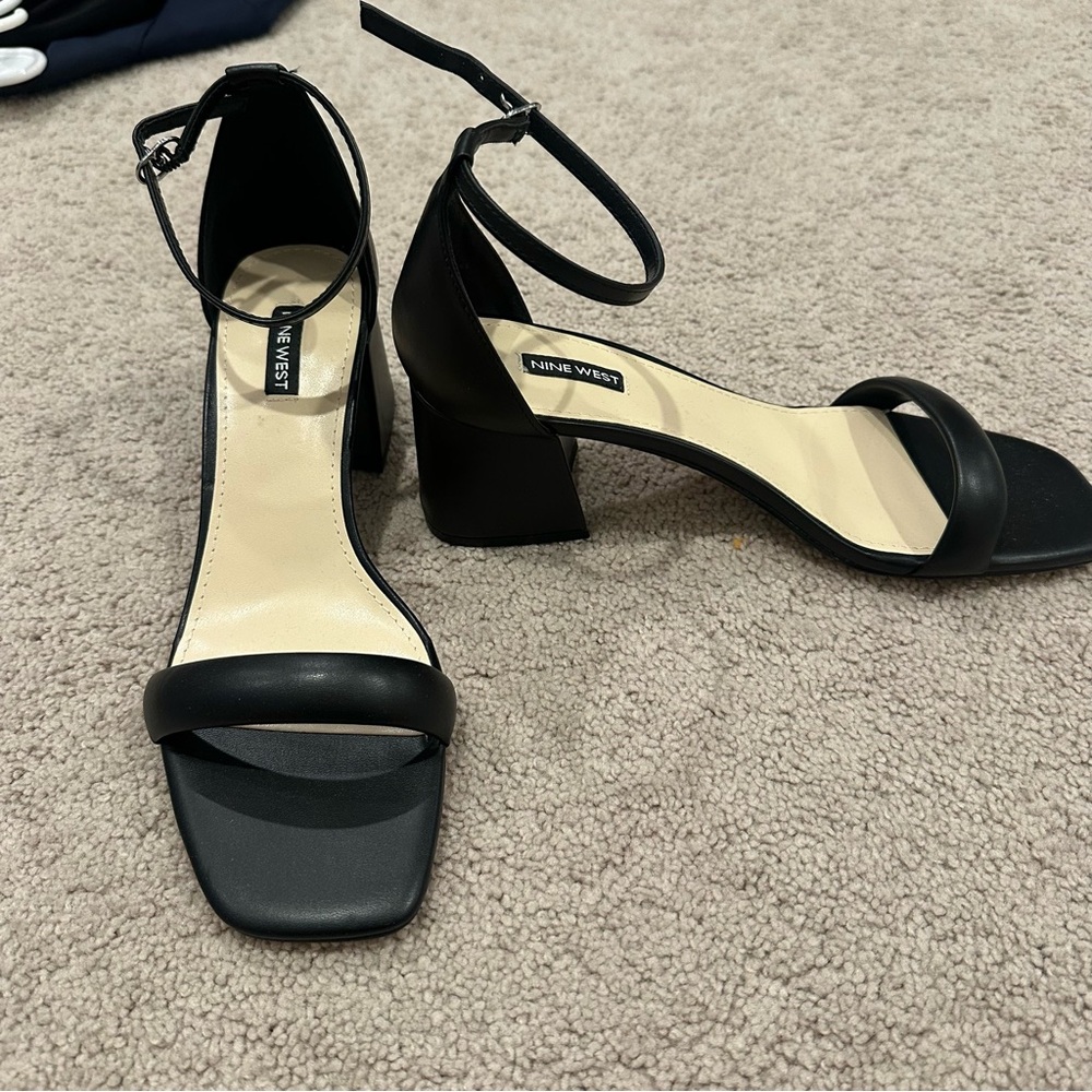 New size 10 Nine West Black Ankle-Strap Block Heel Sandals
